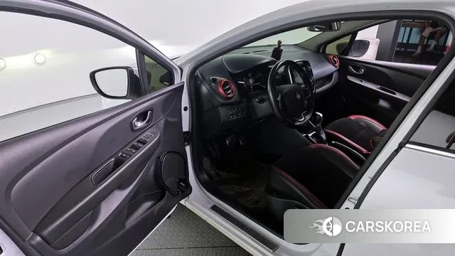 Renault Korea (Samsung) Clio 2018 Белый из Кореи, фото 2