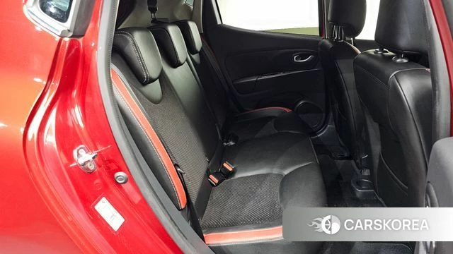 Renault Korea (Samsung) Clio 2018 Красный из Кореи, фото 2