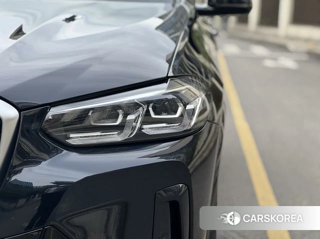 BMW X4 2025 Черный из Китая, фото 2