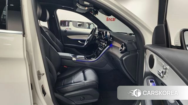 Mercedes-Benz GLC-Class X253 2020 Белый из Кореи, фото 2