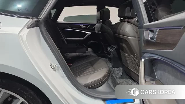 Audi A7 (4K) 2022 Белый из Кореи, фото 2