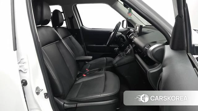 Hyundai Casper 2022 Белый из Кореи, фото 2