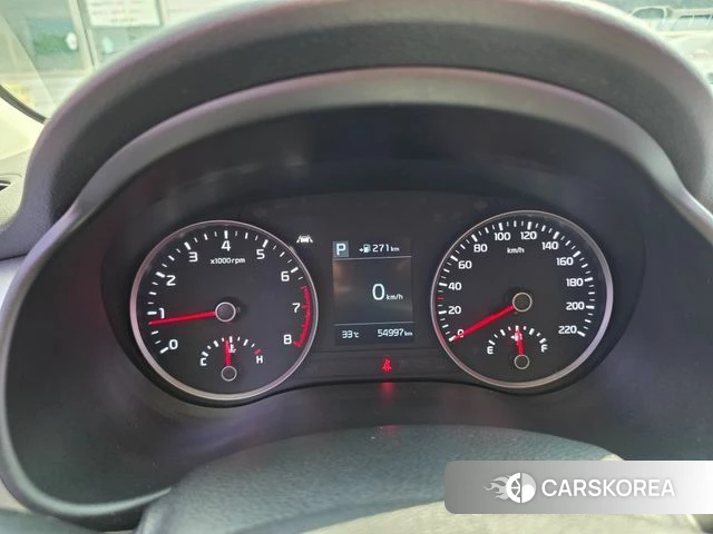 Kia Stonic 2018 Белый из Кореи, фото 2