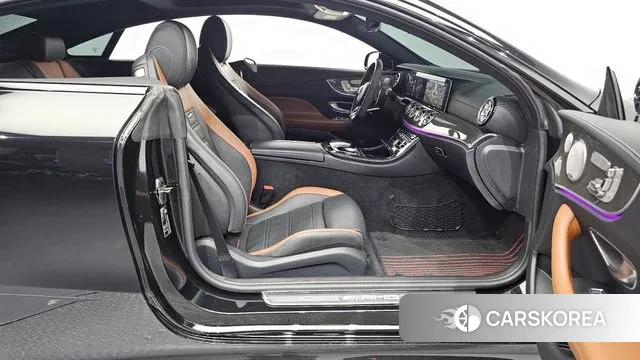 Mercedes-Benz E-Class W213 2020 Черный из Кореи, фото 2