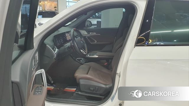 BMW X1 (U11) 2024 Белый из Кореи, фото 2