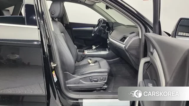 Audi Q5 (FY) 2022 Черный из Кореи, фото 2