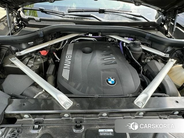 BMW X5 (G05) 2024 Золотой из Кореи, фото 2