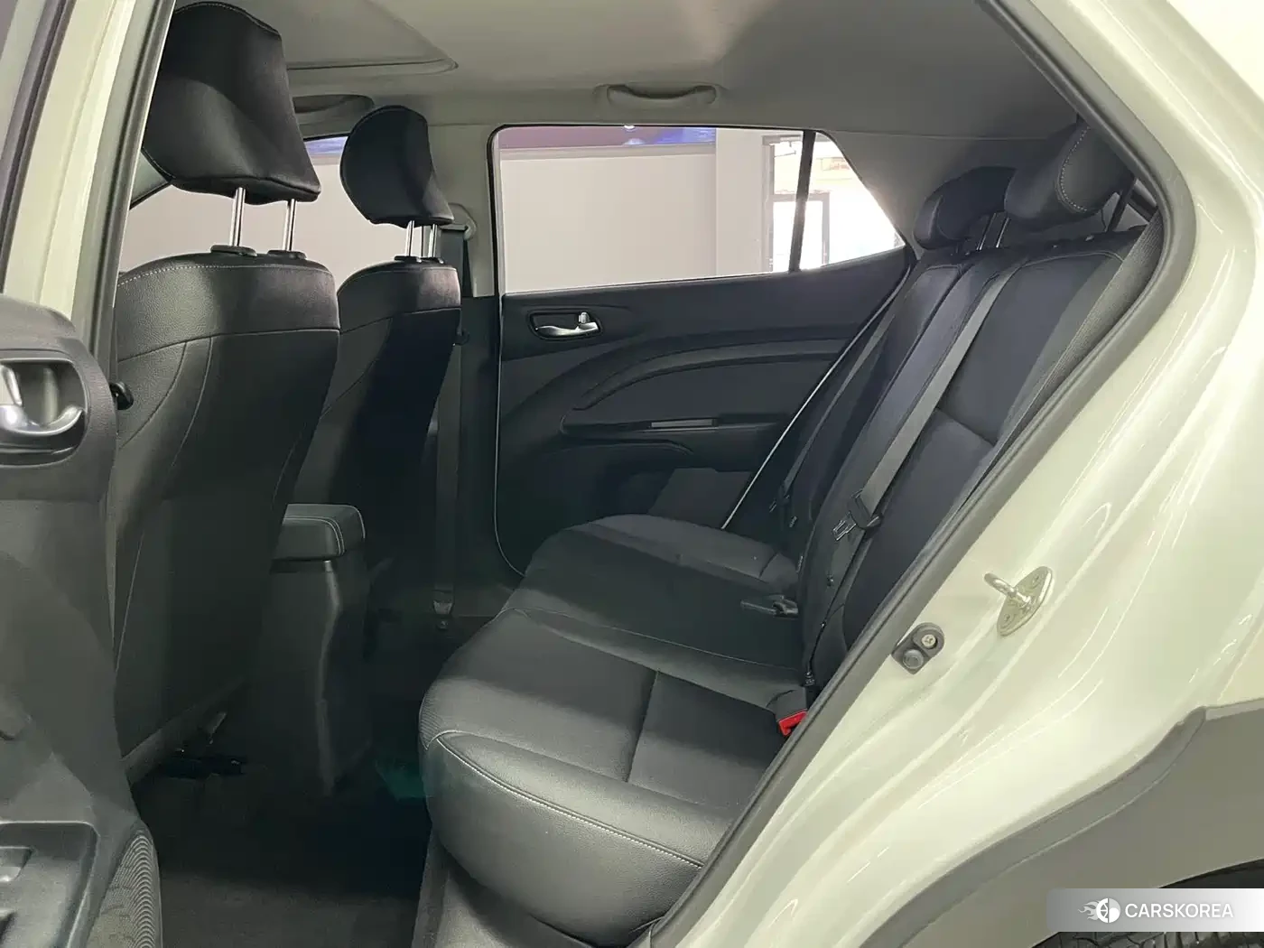 Kia KX1 2023 Белый из Китая, фото 2