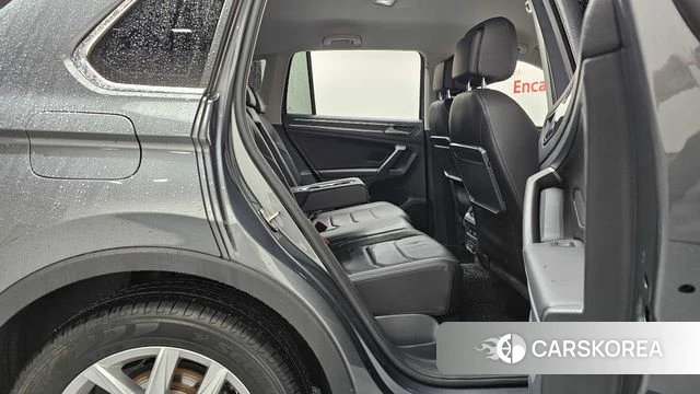 Volkswagen Tiguan second Generation 2020 Серый из Кореи, фото 2