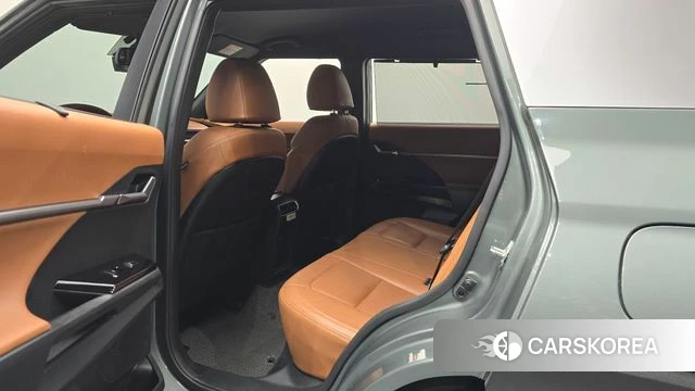 Ssangyong Torres 2022 Темно-зеленый из Кореи, фото 2