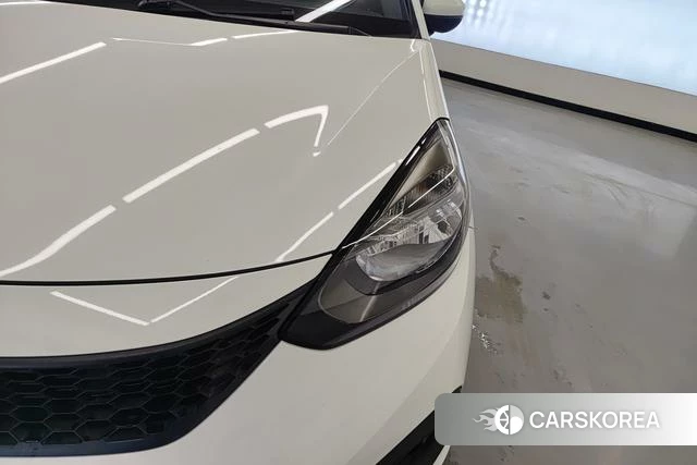 Honda Fit 2023 Белый из Китая, фото 2