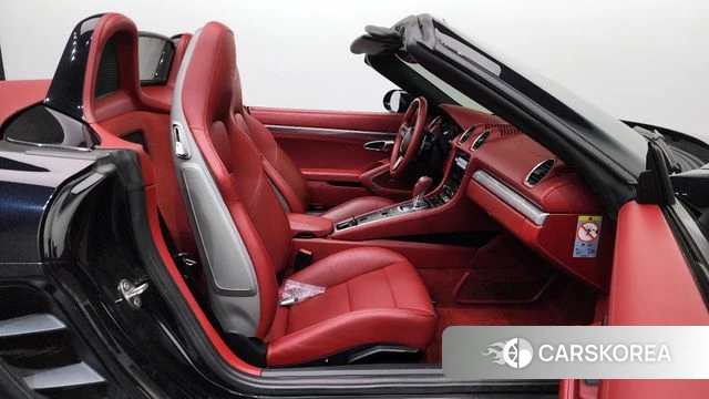 Porsche 718 Boxster 2020 Черный из Кореи, фото 2