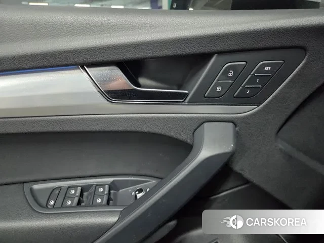 Audi Q5 (FY) 2021 Белый из Кореи, фото 2