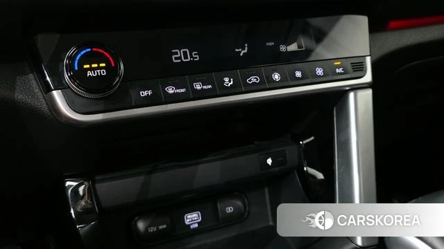 Kia Seltos 2020 Белый из Кореи, фото 2