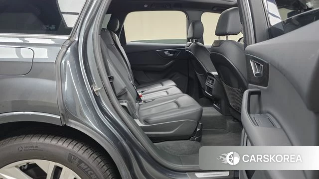 Audi Q7 (4M) 2021 Серый из Кореи, фото 2