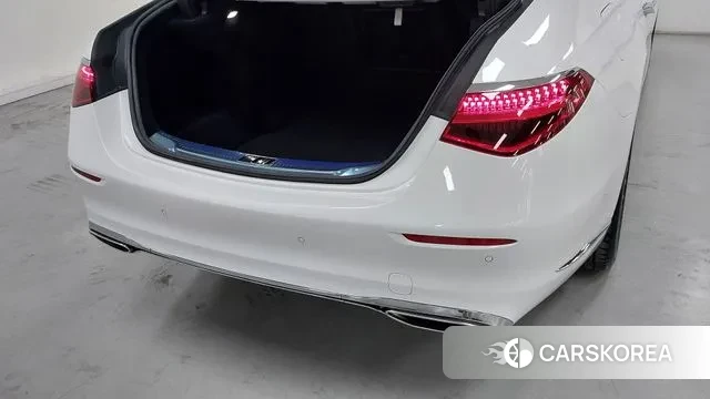 Mercedes-Benz S-Class W223 2024 Белый из Кореи, фото 2