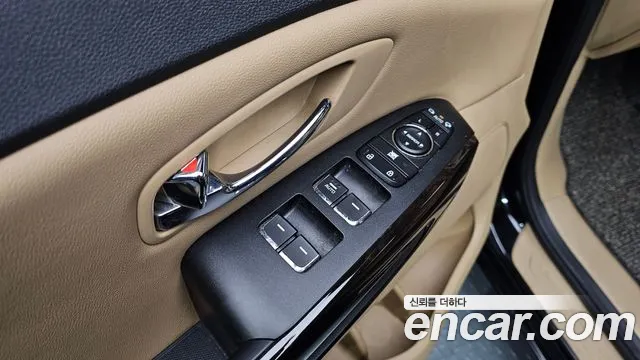 Kia The New Carnival 2019 Черный из Кореи, фото 2