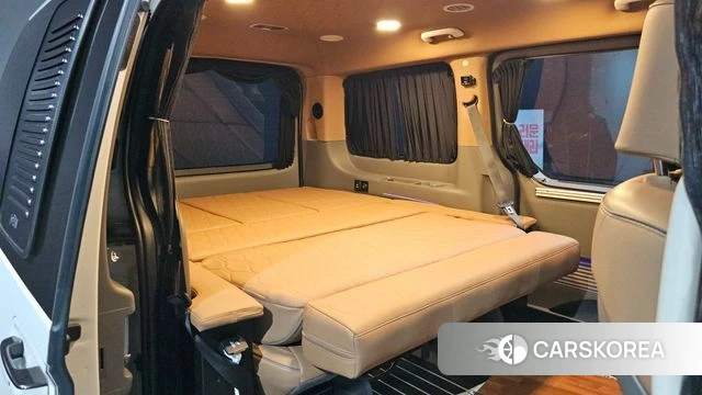 Hyundai Staria 2022 Белый из Кореи, фото 2