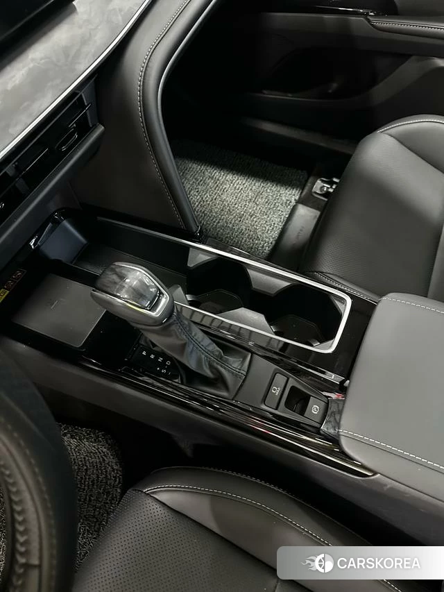 Toyota Camry 2026 Черный из Китая, фото 2
