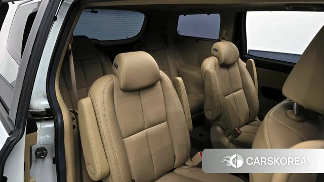 Kia The New Carnival 2019 Белый из Кореи, фото 2