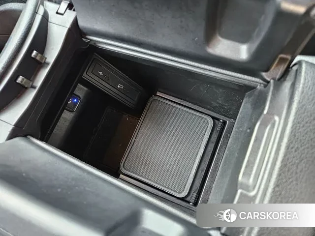 Mercedes-Benz V-Class 2021 Черный из Кореи, фото 2