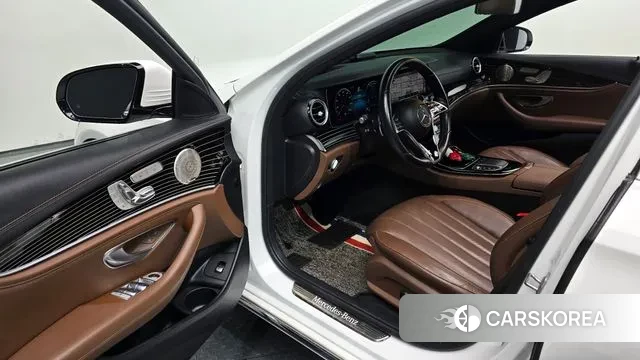 Mercedes-Benz E-Class W213 2021 Белый из Кореи, фото 2