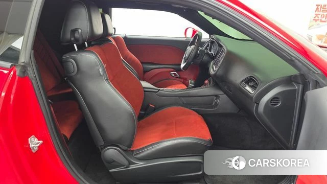 Dodge Challenger 2018 Красный из Кореи, фото 2