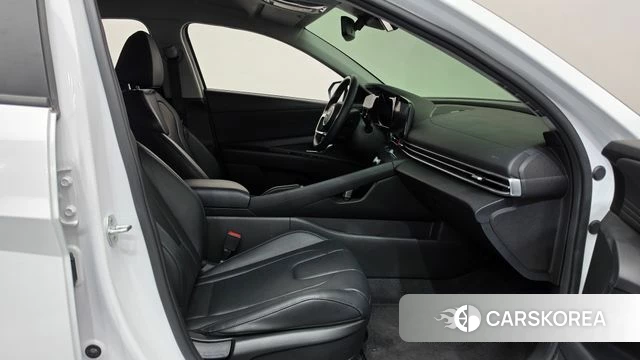 Hyundai Avante (CN7) 2021 Белый из Кореи, фото 2