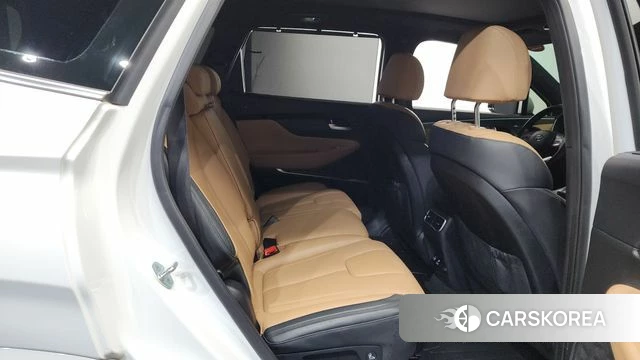 Hyundai The New Santa Fe 2022 Белый из Кореи, фото 2