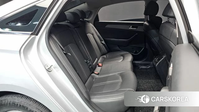 Hyundai Sonata New Rise 2018 Серебристо-серый из Кореи, фото 2
