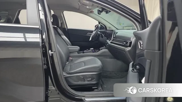 Kia Sportage 5th Generation 2023 Черный из Кореи, фото 2