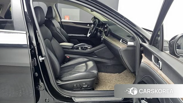 Kia K5 3rd generation 2021 Черный из Кореи, фото 2