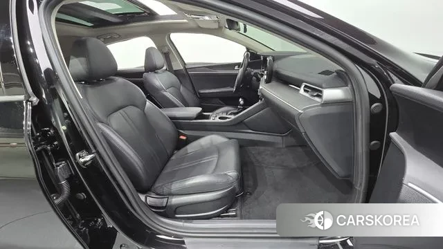 Kia K5 3rd generation 2021 Черный из Кореи, фото 2