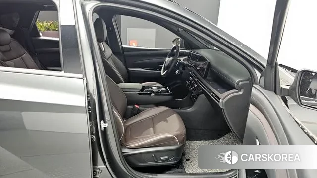 Hyundai The New Tucson (NX4) 2024 Серый из Кореи, фото 2