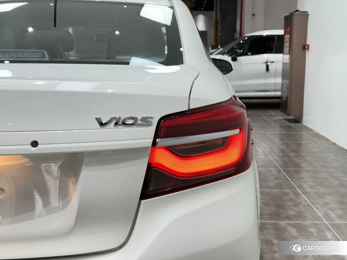 Toyota Vios 2020 Белый из Китая, фото 2