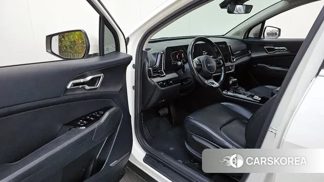 Kia Sportage 5th Generation 2022 Белый из Кореи, фото 2