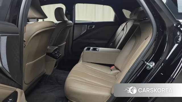 Kia K8 2023 Черный из Кореи, фото 2