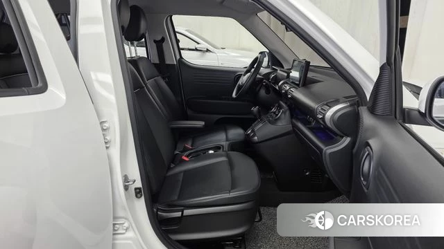 Hyundai Casper 2022 Белый из Кореи, фото 2