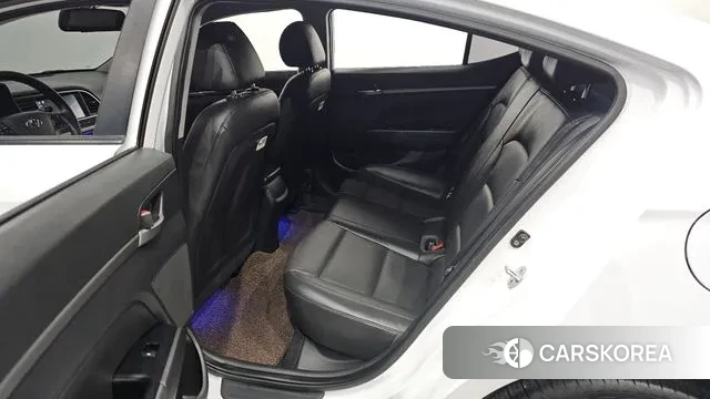 Hyundai Avante AD 2018 Белый из Кореи, фото 2