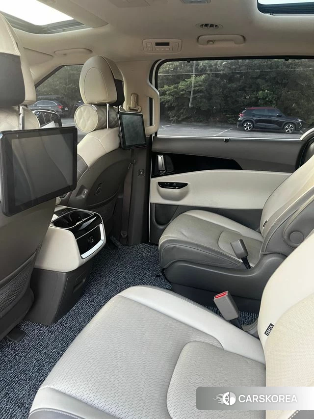 Kia Carnival 4th generation 2023 Белый из Кореи, фото 2