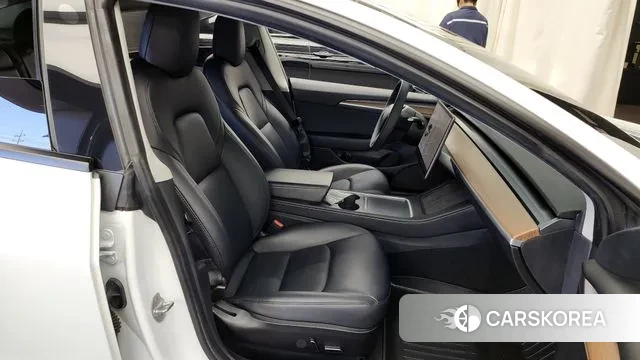 Tesla Model 3 2021 Белый из Кореи, фото 2