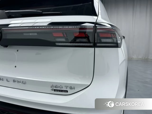 Volkswagen Tiguan L 2025 Белый из Китая, фото 2
