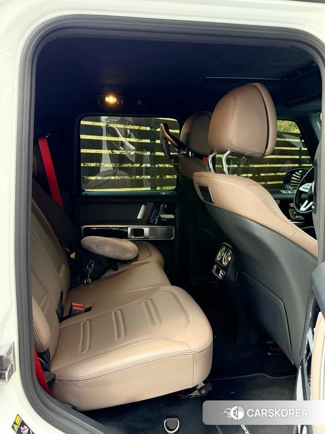 Mercedes-Benz G-Class W463b 2023 Белый из Кореи, фото 2