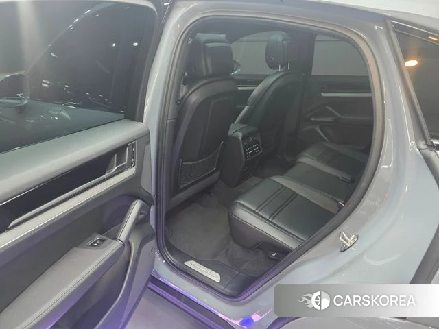 Porsche Cayenne (PO536) 2024 Небесно-голубой из Кореи, фото 2