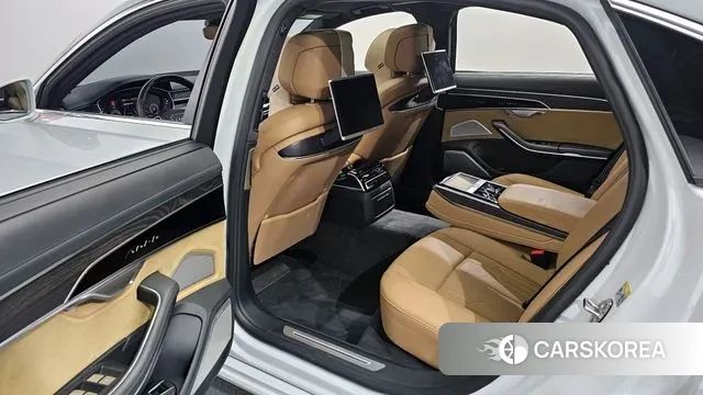 Audi A8 (D5) 2020 Белый из Кореи, фото 2