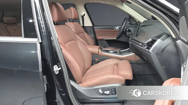 BMW X5 (G05) 2025 Черный из Кореи, фото 2