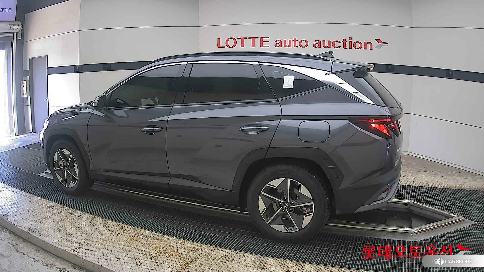Hyundai Tucson 2024 Titanium Grey Metallic из Кореи, фото 2