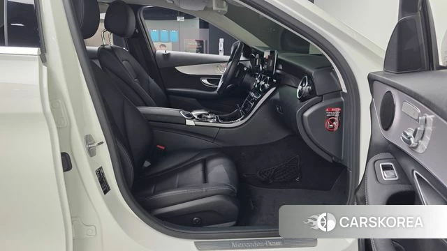 Mercedes-Benz C-Class W205 2020 Белый из Кореи, фото 2