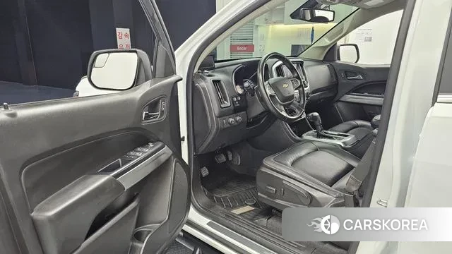 Chevrolet (GM Daewoo) Real New Colorado 2021 Белый из Кореи, фото 2