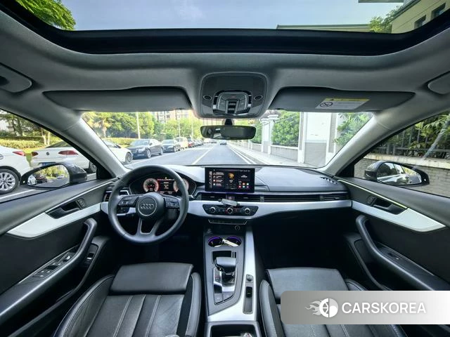 Audi A4L 2022 Темно-серый из Китая, фото 2